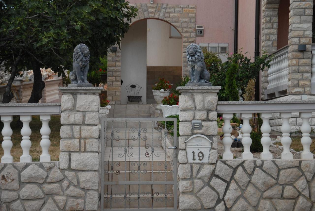 Apartman Joki Novi Vinodolski Kültér fotó