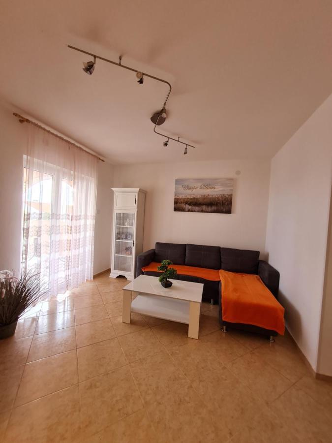 Apartman Joki Novi Vinodolski Kültér fotó